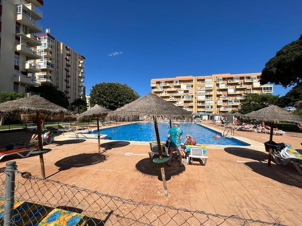 Apartamento Agata 510 Excelente Con Vista Al Mar!!! เบนัลมาเดนา ภายนอก รูปภาพ